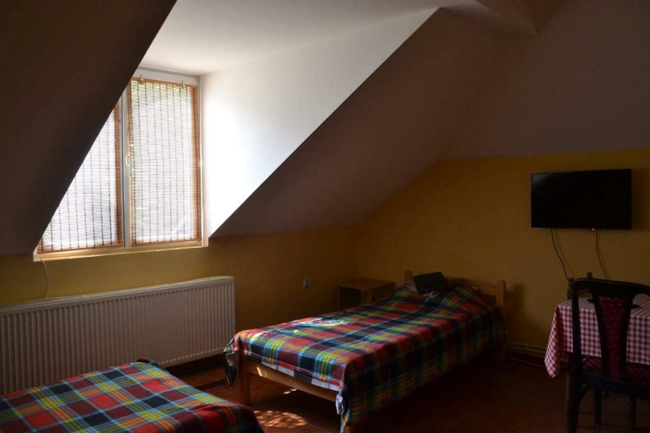 Guest House Bole Vinci Exterior foto